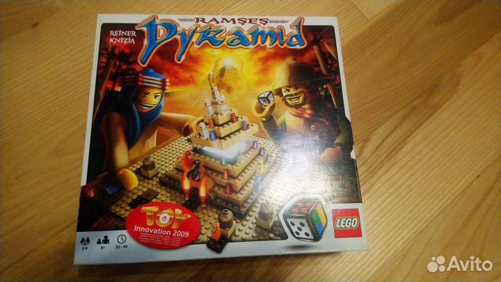 Настольная игра Пирамида, Lego