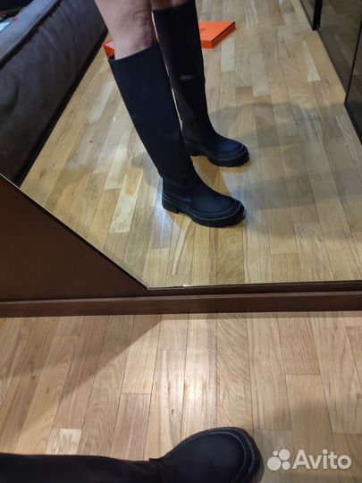 Сапоги женские