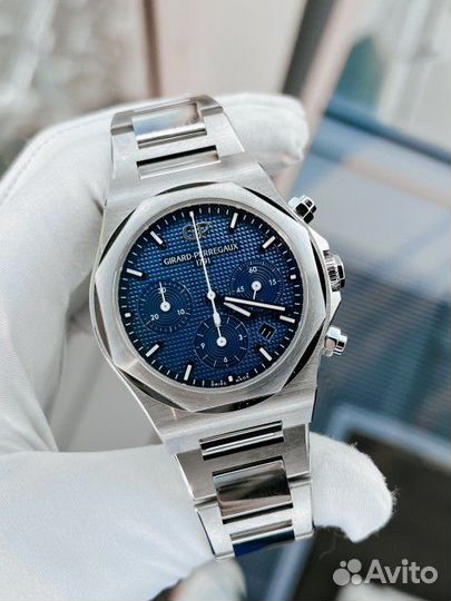 Girard-Perregaux Laureato Chronograph 42 mm