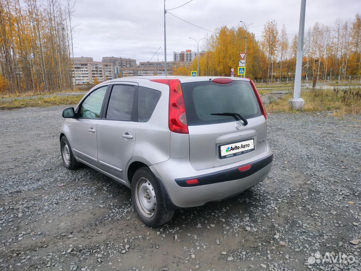 Nissan Note 1.6 AT, 2006, 235 000 км