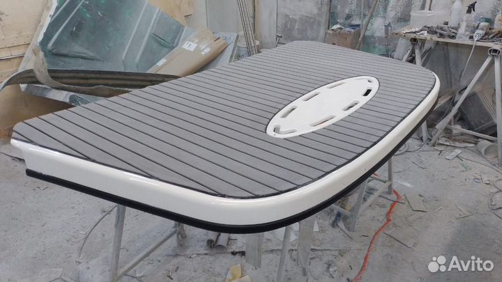 Bayliner 245 - купальная платформа