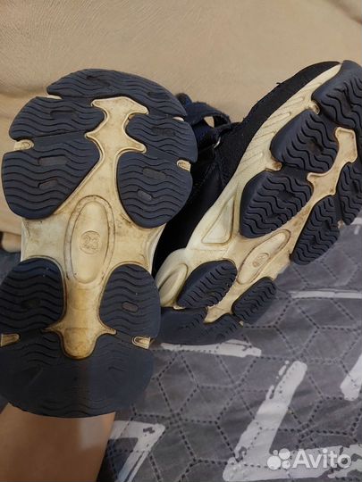 Ботинки демисезонные 23 размер
