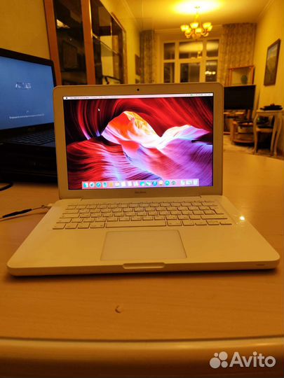 Apple MacBook 13