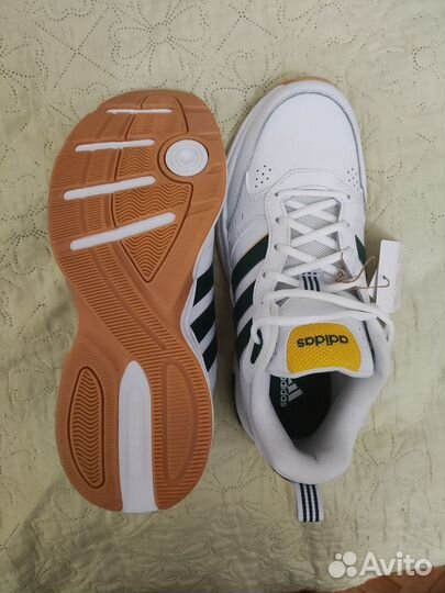 Мужские кроссовки adidas Strutter (RU40,5, EUR42)