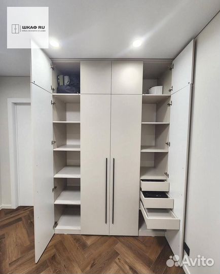 Шкаф купе для одежды