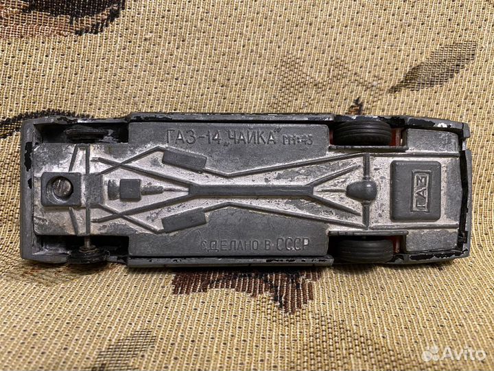 Газ-14 Чайка СССР м1:43 кабриолет