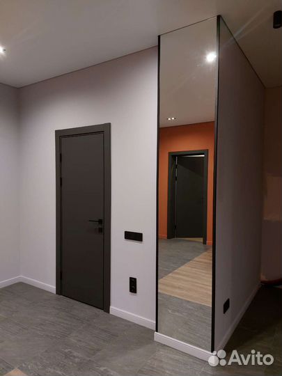 Зеркало настенное