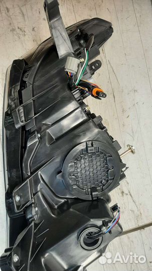 Фара toyota land cruiser prado