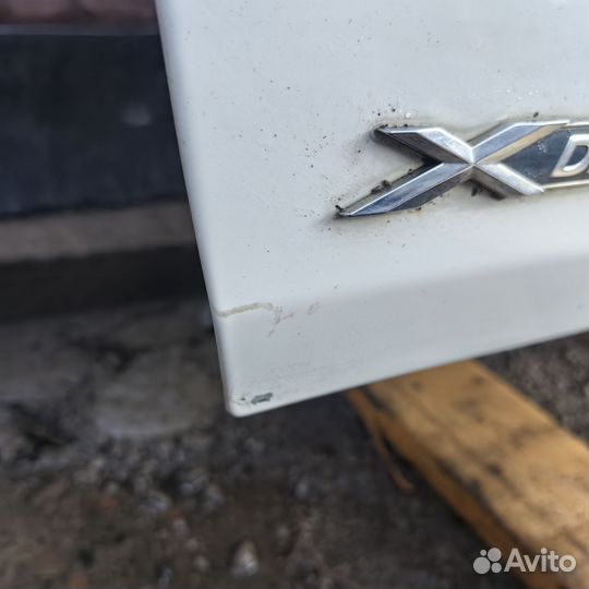 Дверь передняя левая белая BMW x1 e84