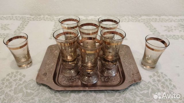 Стаканы, рюмки, стопки