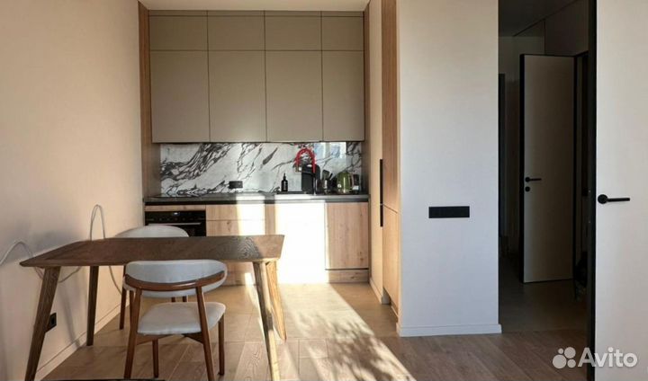 Кухонный гарнитур 2.4 m