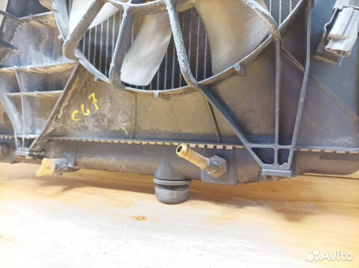 Радиатор двигателя Honda Inspire UC1 K24A 2003