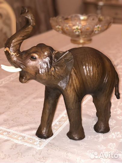 Слон кожанный