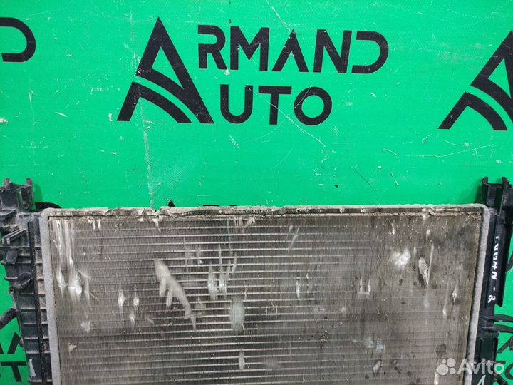 Радиатор охлаждения Renault Logan 2 2014