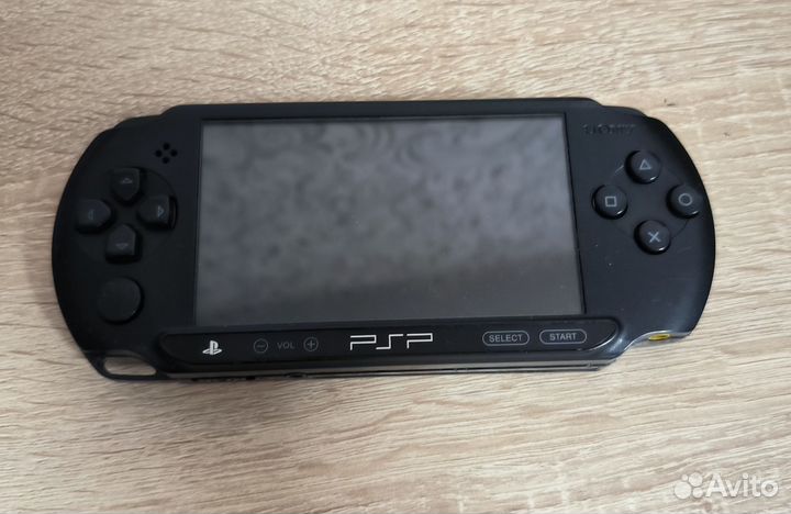 Sony PSP e 1008 прошитая
