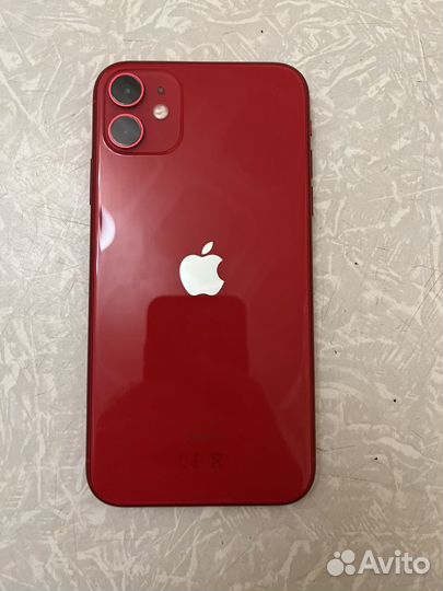 Телефон iPhone 11