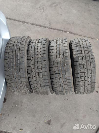 Dunlop Winter Maxx WM02 215/65 R16