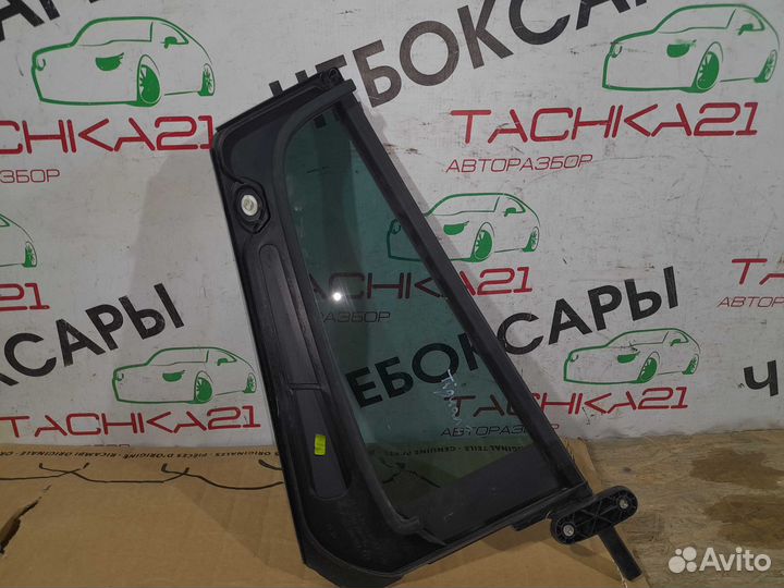 Форточка задней левой двери VW Tiguan 2 (2016+)