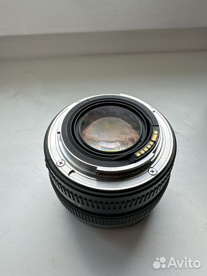 Объектив canon EF 50mm 1 4