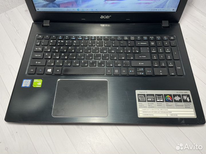 Игровой ноутбук Acer i3/6gb/2видеокарты/FHD/SSD+HD