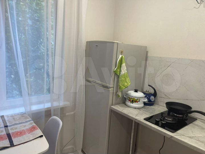 2-к. квартира, 50 м², 2/5 эт.