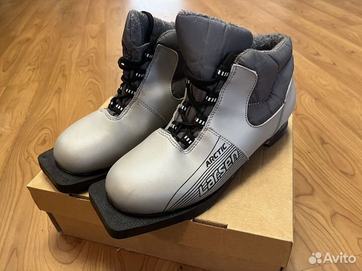 Ботинки лыжные Larsen Arctic 42/38