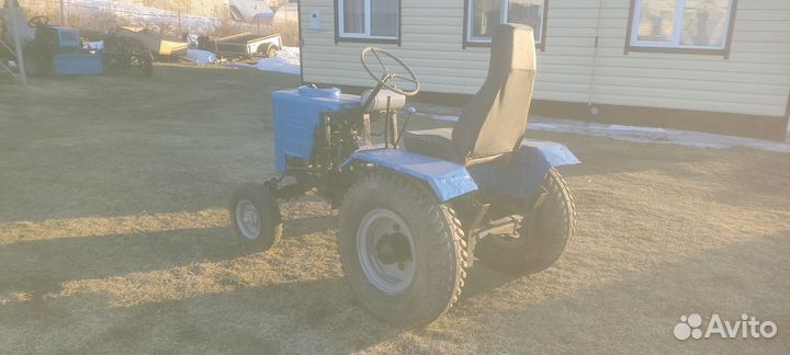 Мини-трактор, 1990