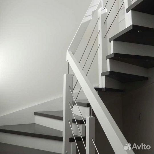 Изготовление лестниц на металлокаркасе