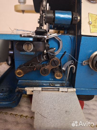 Оверлок для швейной машины