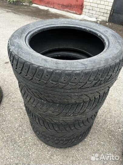 Marshal I'Zen RV Stud KC16 235/55 R18 104T