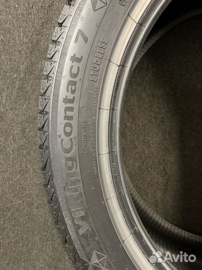 Continental ContiVikingContact 7 235/45 R18