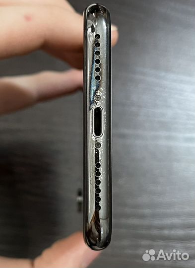 iPhone X, 64 ГБ