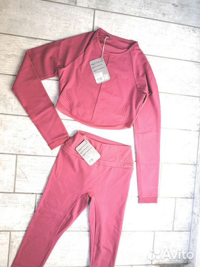 Gymshark леггинсы + кроп топ