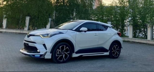 Toyota C-HR: фото из отзыва