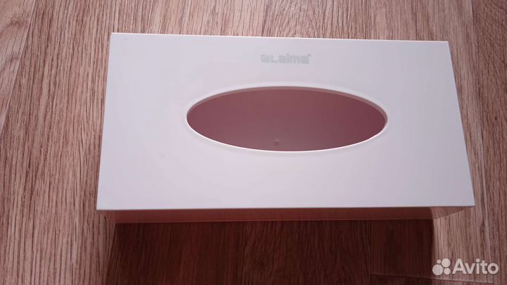 Контейнер для салфеток. настенный