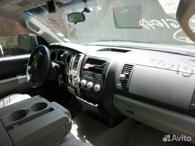 Разбор на запчасти Toyota Tundra 2007-2013