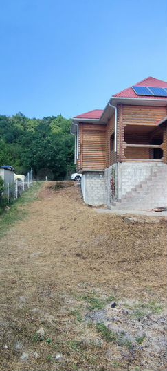 Дом 183 м² на участке 7 сот.