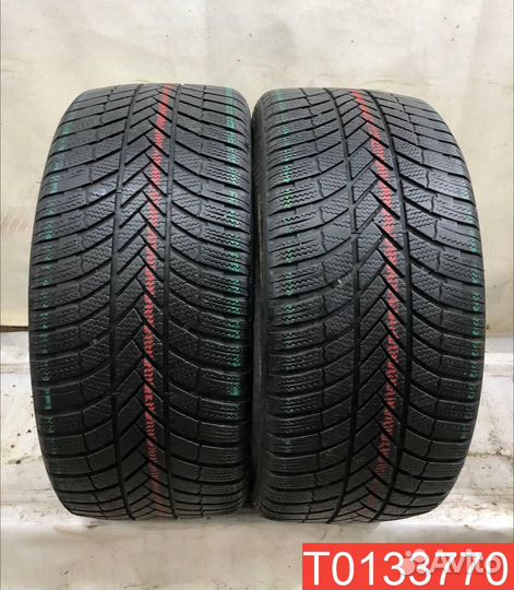 Bridgestone Blizzak LM005 RFT 245/40 R19 98V