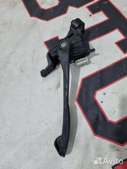 Педаль газа Volvo Xc90 B6294T 2.9L (272Л.С.) 2004