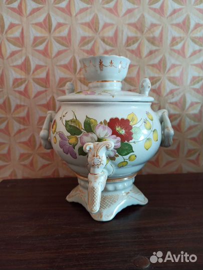 Ваза в виде самовара