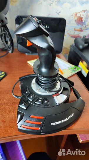 Джойстик Thrustmaster T.Flight Stick X чёрный