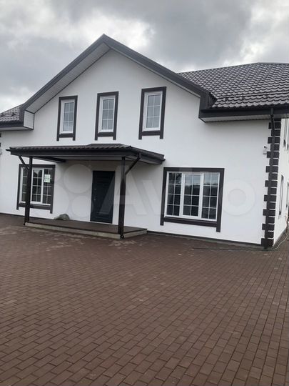 Дом 280 м² на участке 10,5 сот.