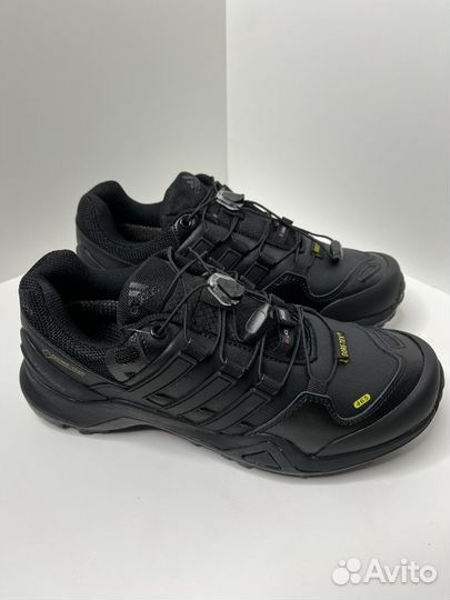 Кроссовки мужские Adidas gore-tex