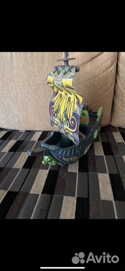 Пиратский корабль