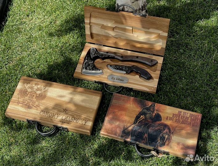 Набор топор и нож в деревянном кейсе