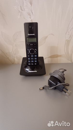 Цифровой телефон беспроводной Panasonic