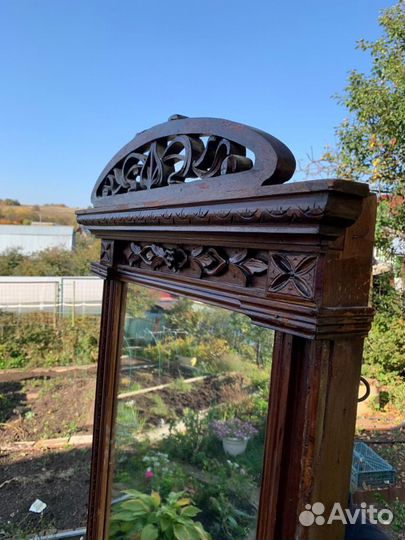 Зеркало старинное