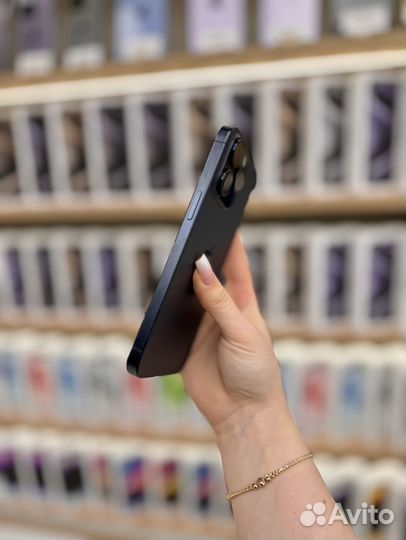 iPhone 15 Pro, 128 ГБ