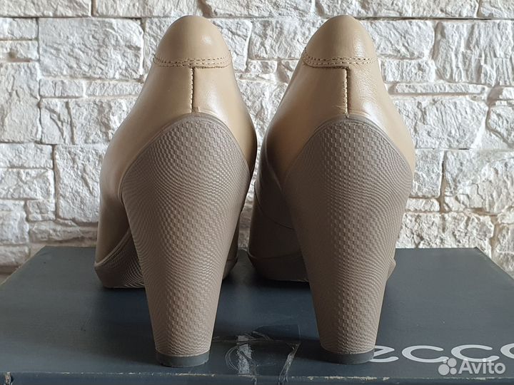 Туфли женские 39 размер Ecco