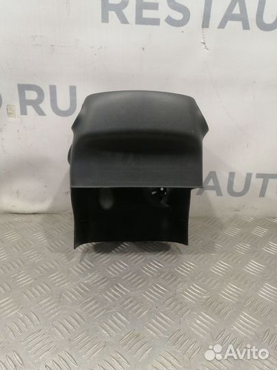 Кожух рулевой колонки Mitsubishi Pajero Sport